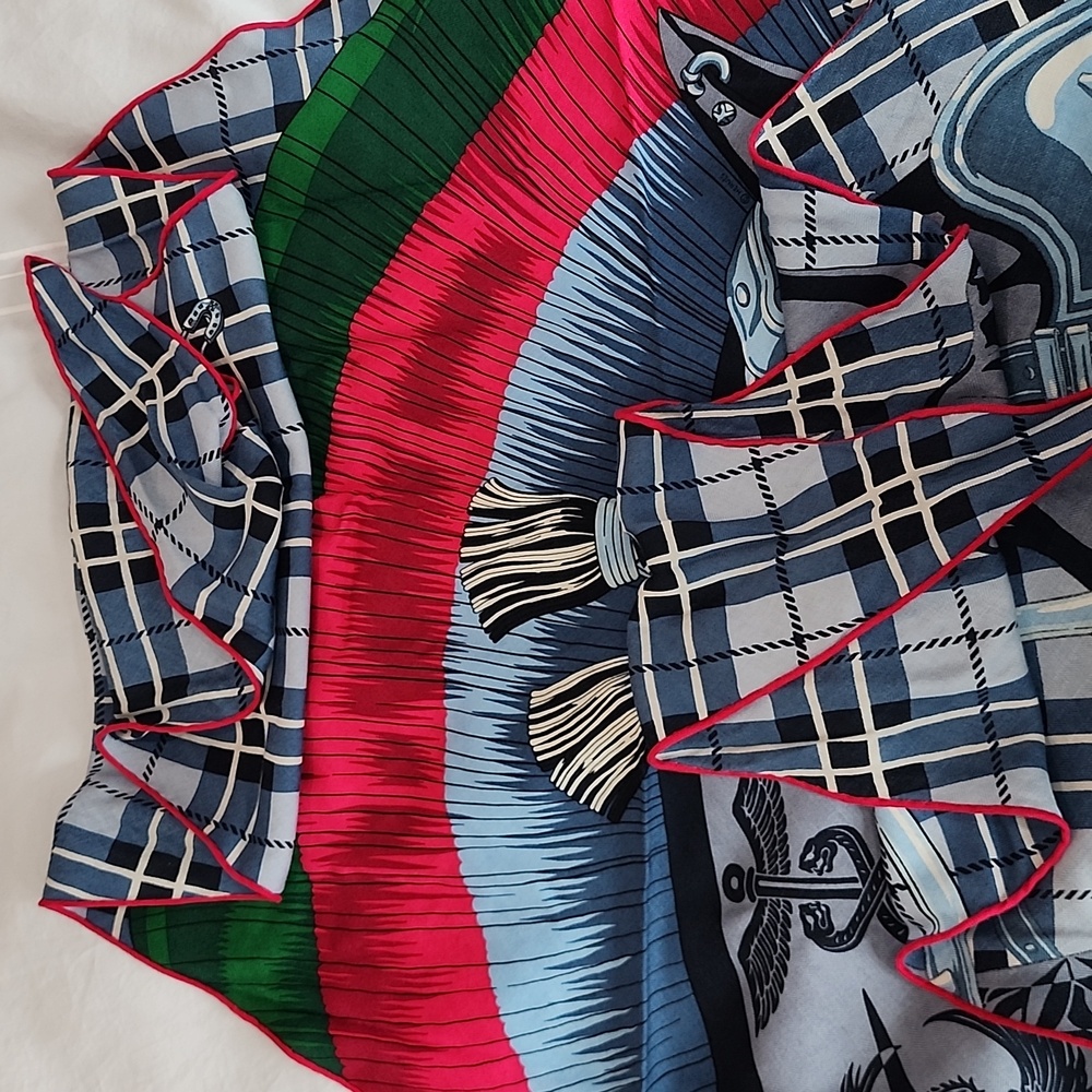 Hermès Cheval Punk Scarf/Losange Cashmere & Silk - Picture 14 of 14